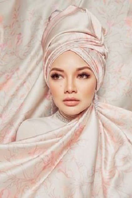 Neelofa